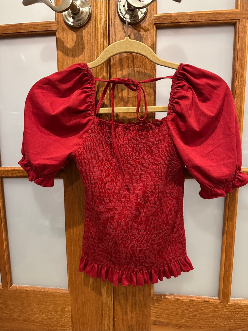Smocked Puff-Sleeve Women's Top in Red - Picture 3 of 6